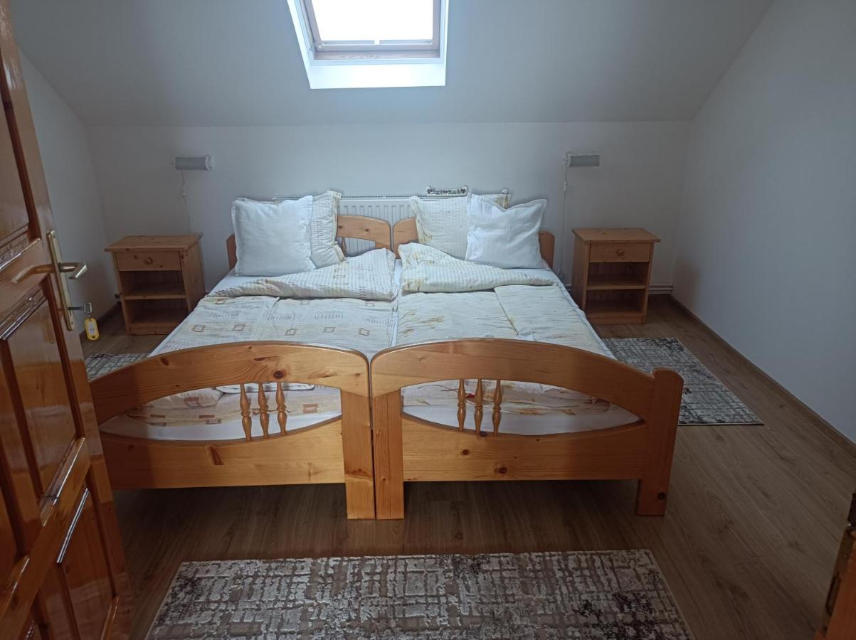Nárcisz B&B Corund  Zewnętrze zdjęcie