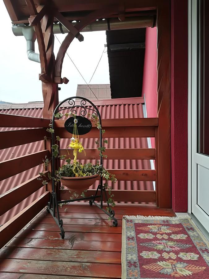 Nárcisz B&B Corund  Zewnętrze zdjęcie